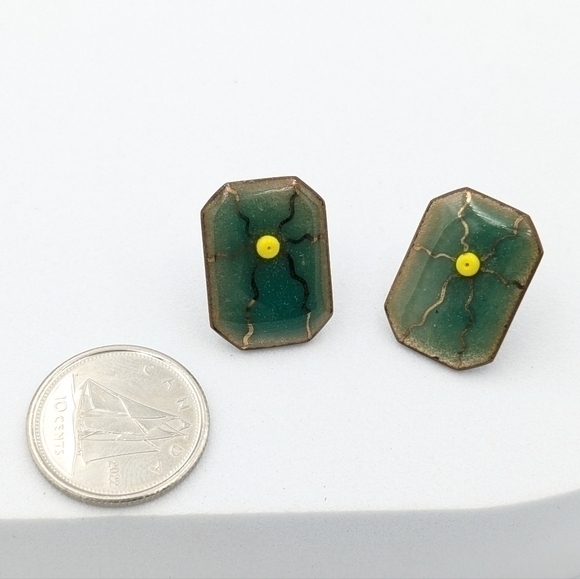 Hand crafted artisan earrings green and yellow enamel - Picture 4 of 5